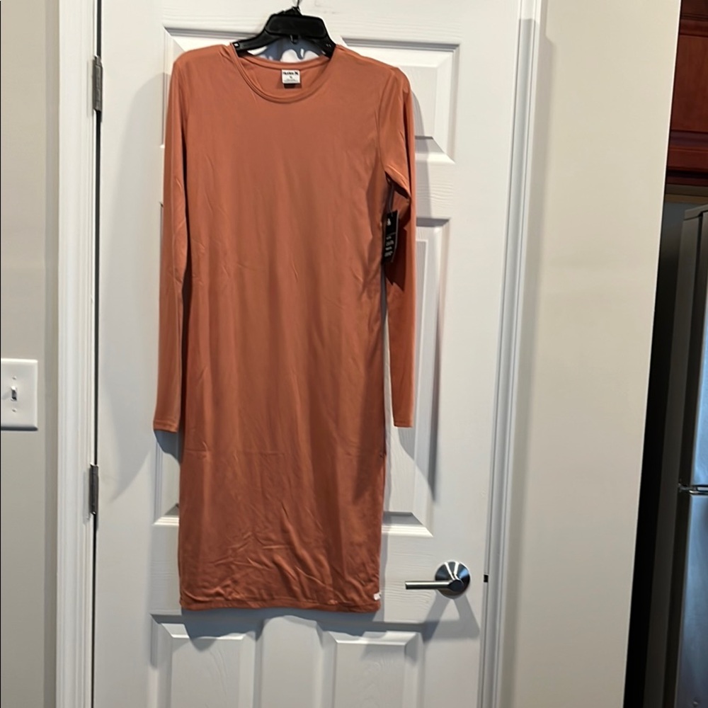 Hurley Orange Long Sleeve Sheath Dress. New With Tags.